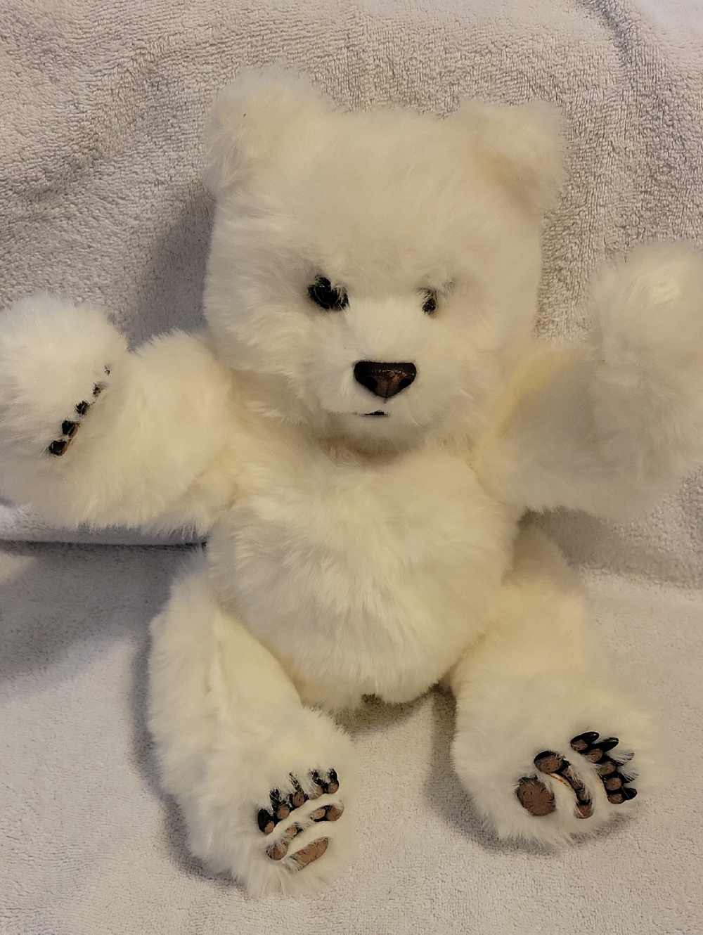 Fur Real Polar Bear By Tiger